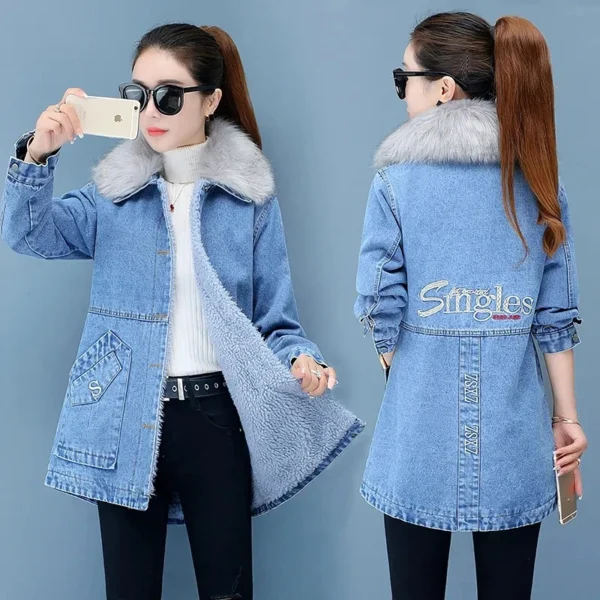 Women Denim Jacket 2023 Autumn Winter Lady Fashion Letter Cowboy Coats Women's Fur collar Add Velvet Thickening Denim Windbreake