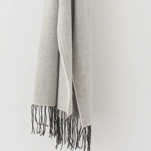 Solid Color Herringbone Cashmere Scarf For Women Winter Warm Soft Pashmina Scarves Shawl Female Fashion Neck Scarf With Tassel