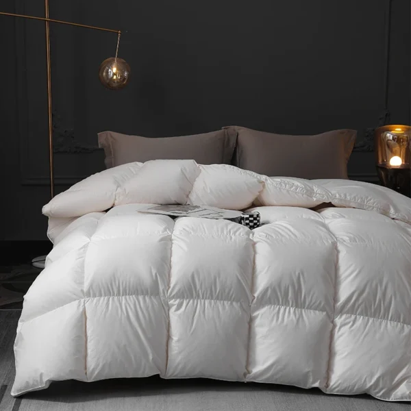 goose down quilts duvets thick California Super King full size comforter up to the standard for the winter provides warmth - Image 2