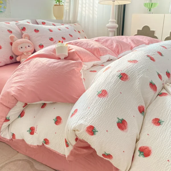 Ins Pink Strawberry Cute Bedding Set Cartoon Fruit Duvet Cover Soft Queen Full Size Flat Bed Sheet Girls Quilt Cover Pillowcase - Image 2